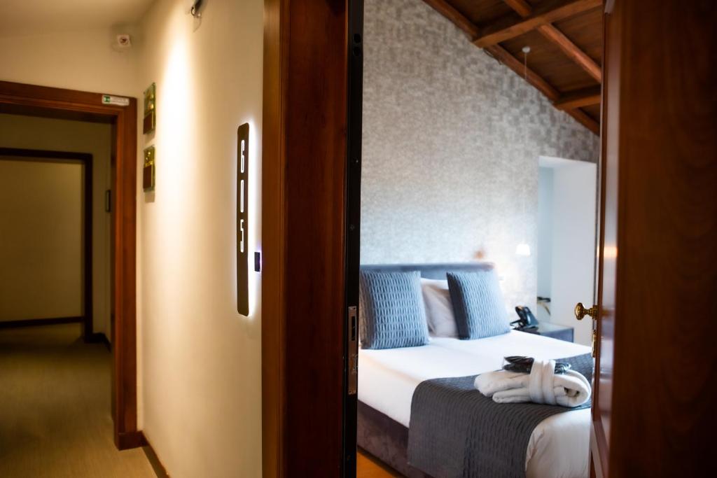 The Place 217 - Resim 40