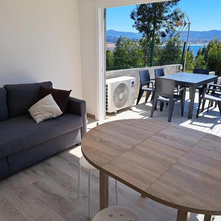 A seating area at A Casiña do Antonio