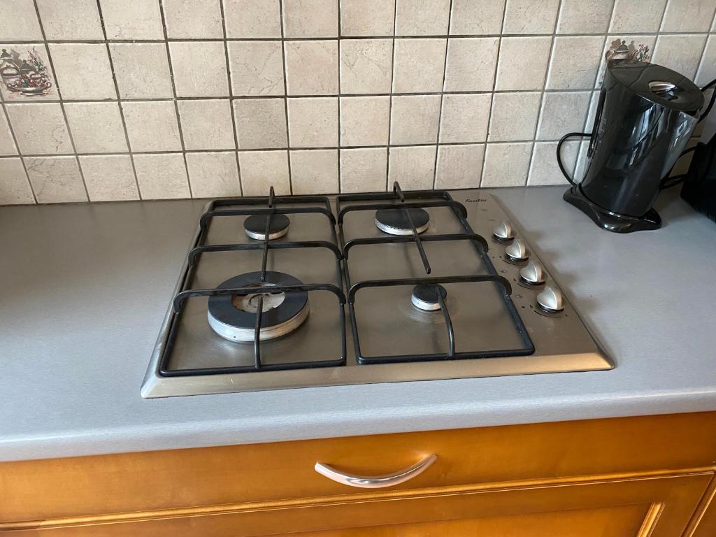 Kuchyňa alebo kuchynka v ubytovaní Maison avec jardin et parking, au centre d'Etretat