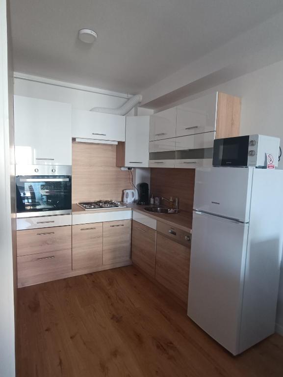 Apartman LEO - 8