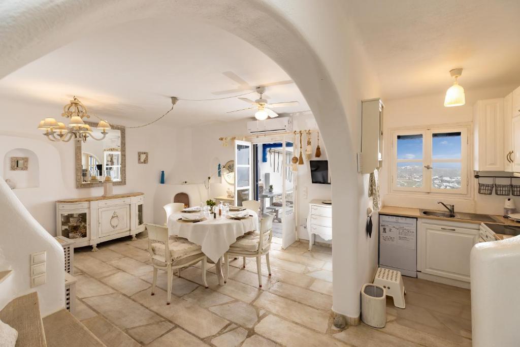 Kuchyň nebo kuchyňský kout v ubytování Mykonos Psarou Place