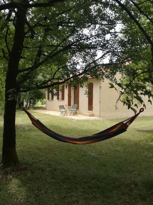 Fotografia z galérie ubytovania Un gîte entièrement rénové à la campagne v destinácii Pern