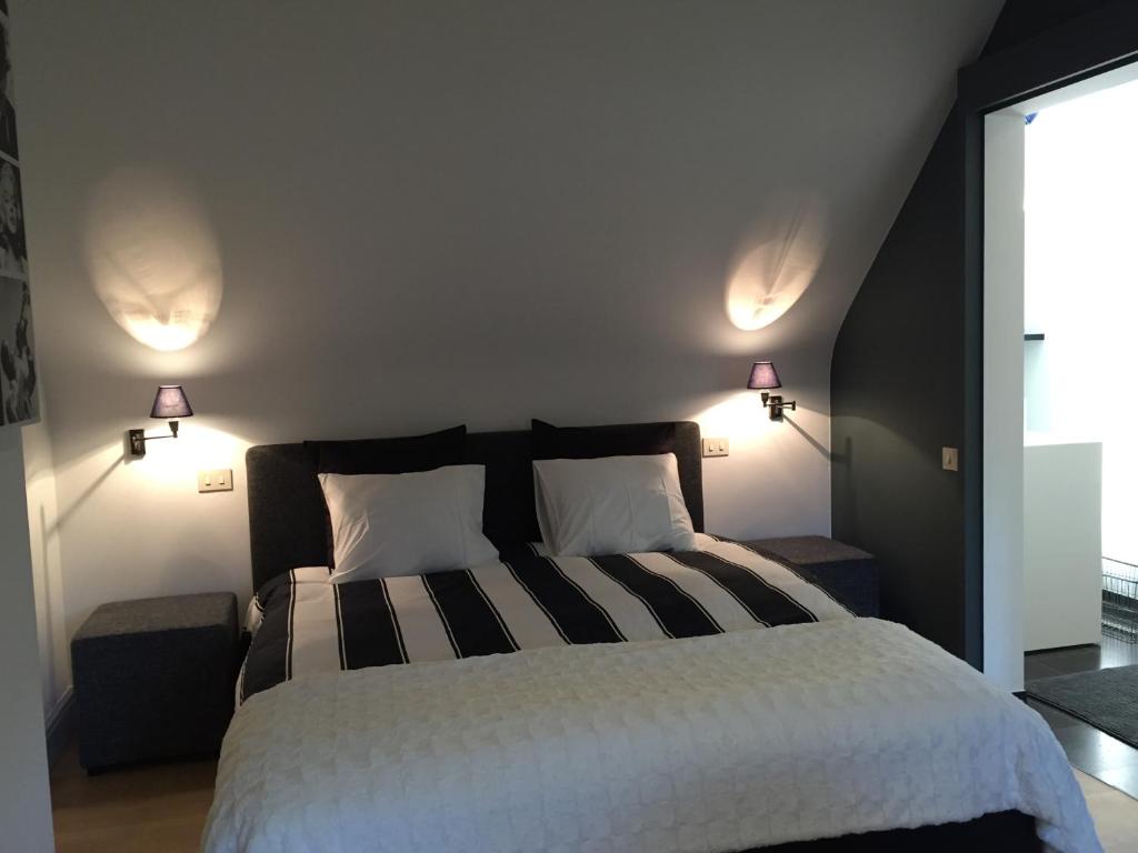 Postel nebo postele na pokoji v ubytování Guesthouse Villa Vauban