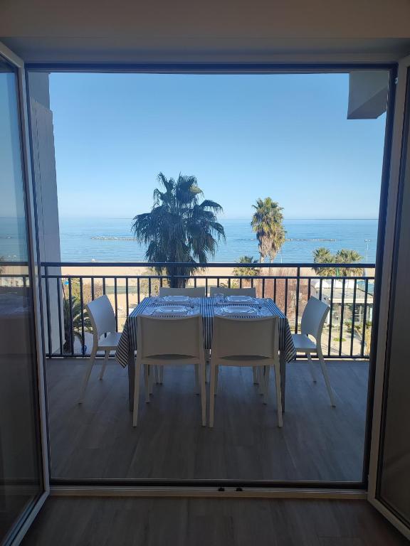 A general sea view or a sea view taken from Az apartmant