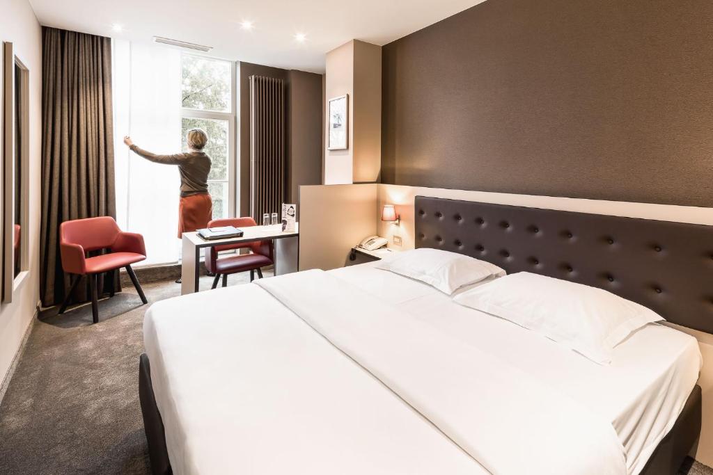 Hotel Navarra Brugge - Resim 43