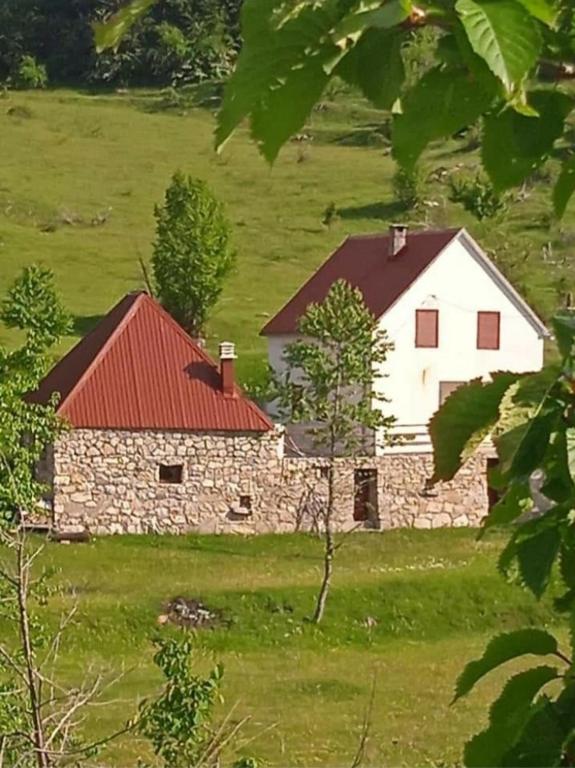 Budova, kde se the country house nachází