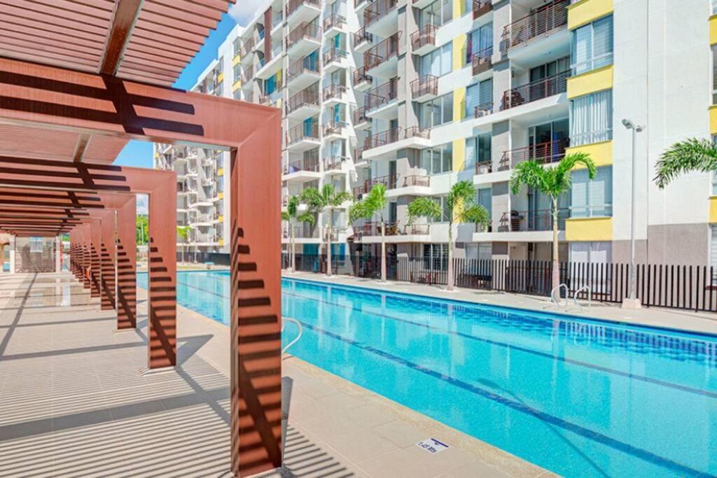 Bazén v ubytování Marquis Enclave, Condo With Pool Access and More nebo v jeho okolí