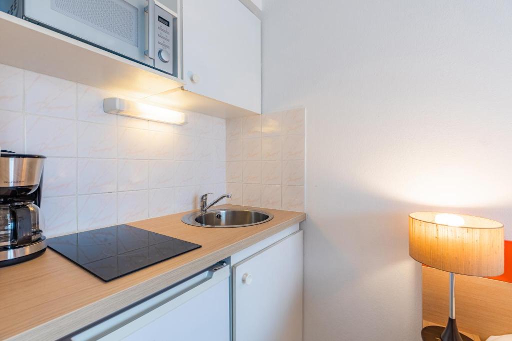 Appart'City Classic Aix-en-Provence - La Duranne - Resim 22