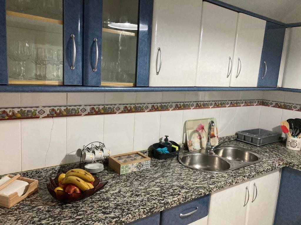 A kitchen or kitchenette at Casa Cueva Rural Estación de Guadix