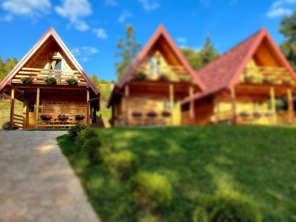 Drveni raj Uvac - Apartamento Con Vista Al Lago