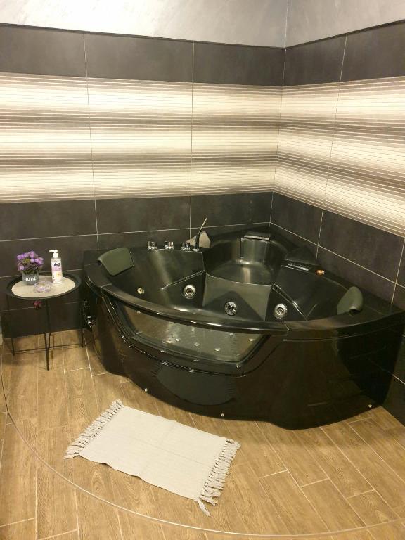 Ceca Apartman - Apartment - Ground Floor