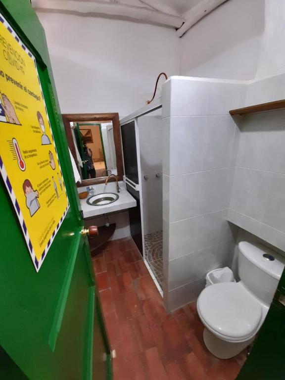 Un baño de Posada Sueños de Antonio