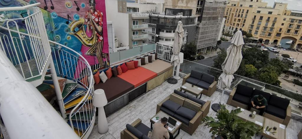 Marco Polo Party Hostel, St. Julianʼs – Updated 2023 Prices