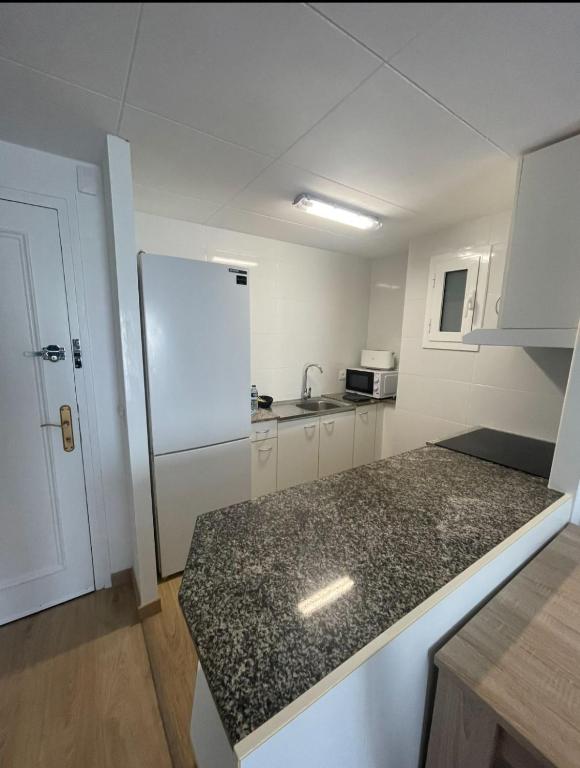 A kitchen or kitchenette at Beta's Beach
