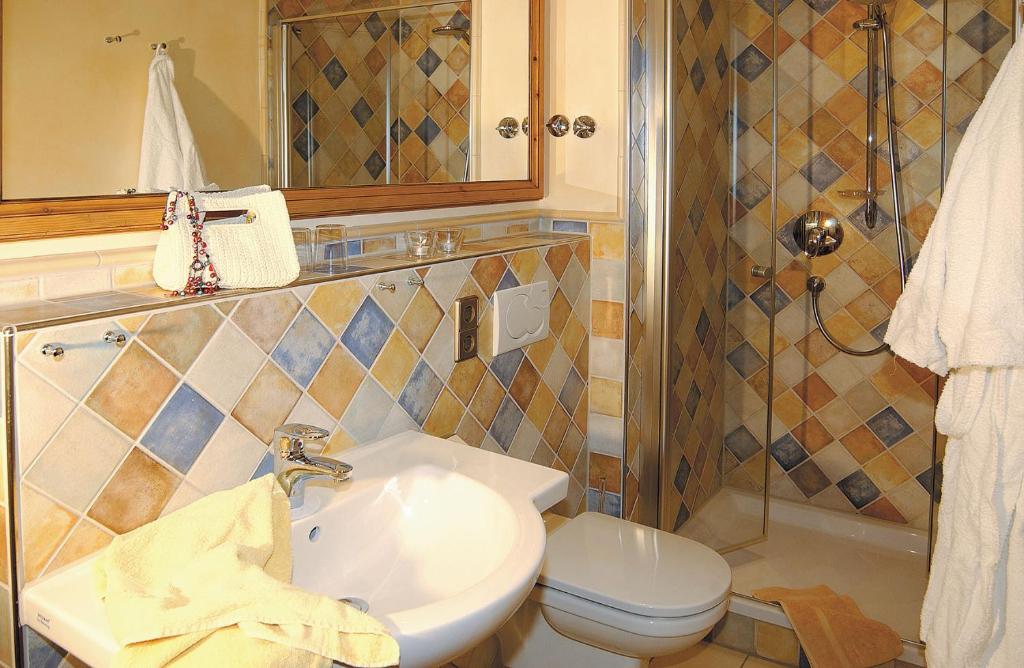 Koupelna v ubytování Schwarzwaldhotel Klumpp