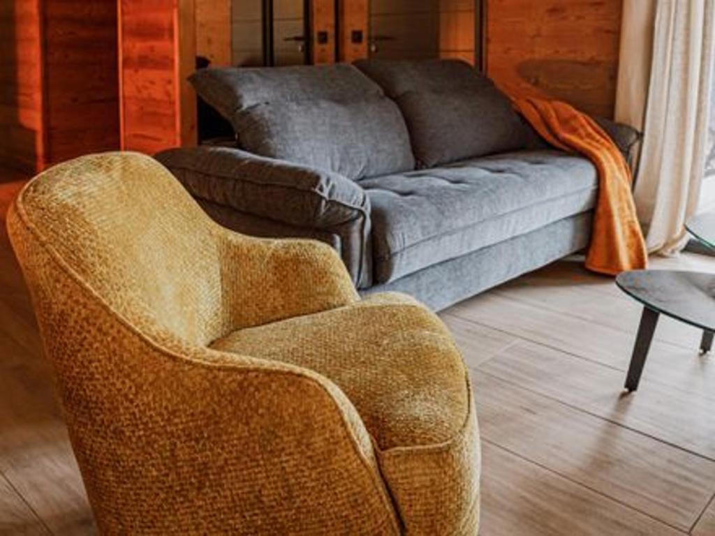 Posedenie v ubytovaní Golf, Bain à Remous, Piscine et Activités Ludiques : Lodge de Luxe pour 4 Adultes + 2 Enfants - FR-1-582-368
