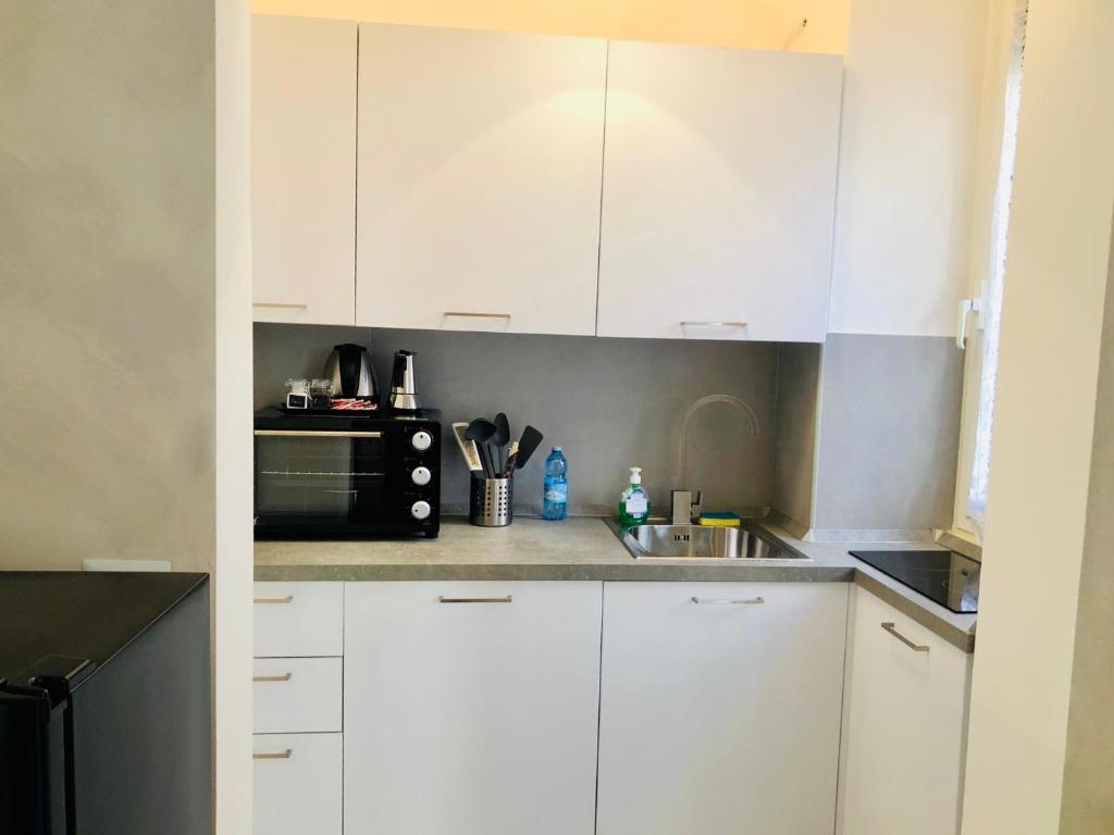 Lovely 2 room apartment with small garden - One-Bedroom Apartment