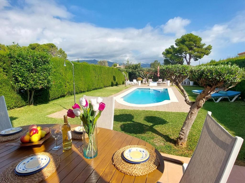 Fotografia z galérie ubytovania Casa Vaixell - Villa renovada con piscina privada y solarium cerca de la playa en L'Ametlla de Mar - ES-221-4 v destinácii L'Ametlla de Mar
