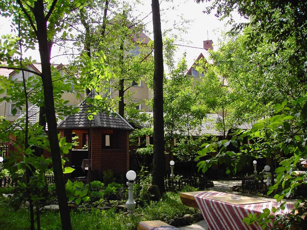 Zahrada ubytování Zabava Guest House
