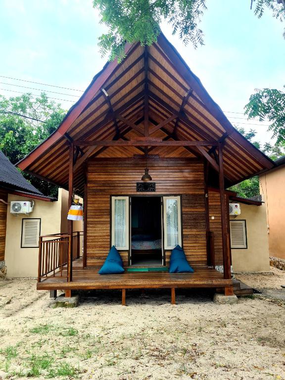 Beach House Penida - 1