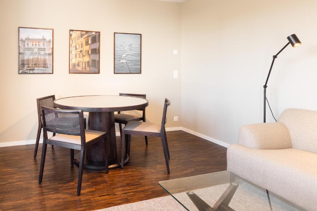 Posezení v ubytování EMA House Serviced Apartments Superior Seefeld