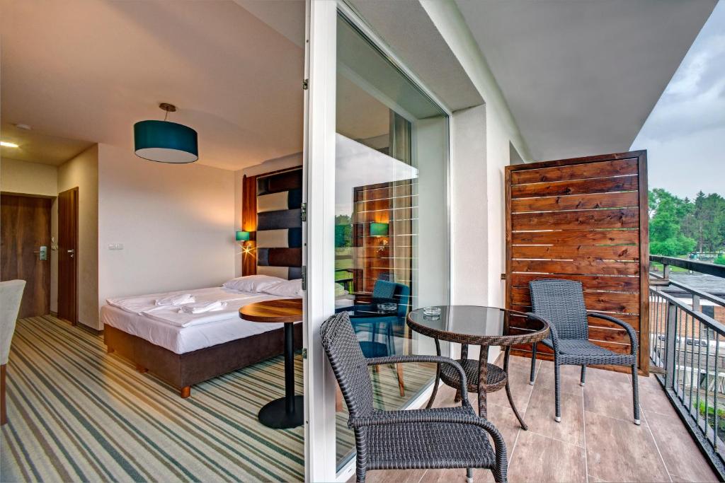 Postel nebo postele na pokoji v ubytování Solina Resort