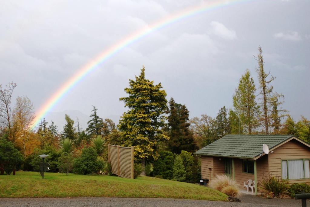 The Chalets Motel - Resim 36