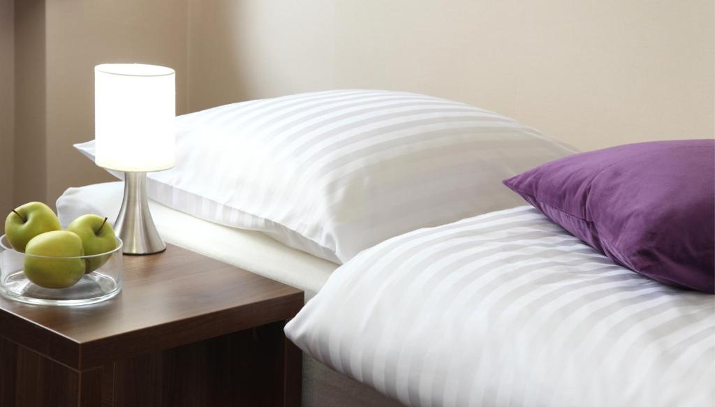 10 Bed And Breakfast - 7