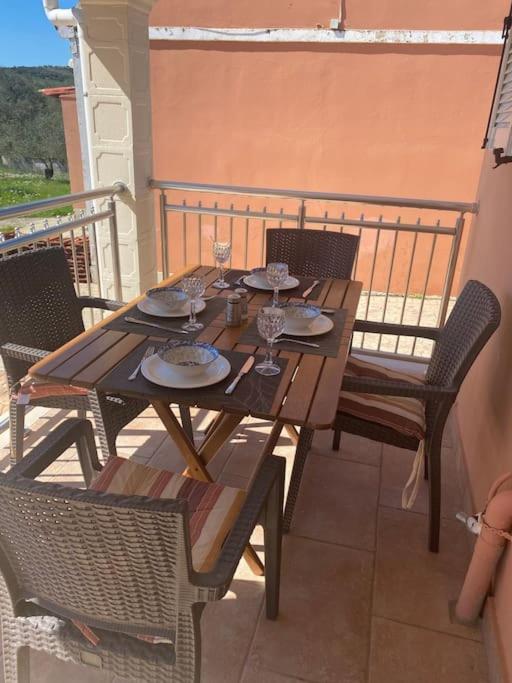 Balkón nebo terasa v ubytování Spiros Place Corfu