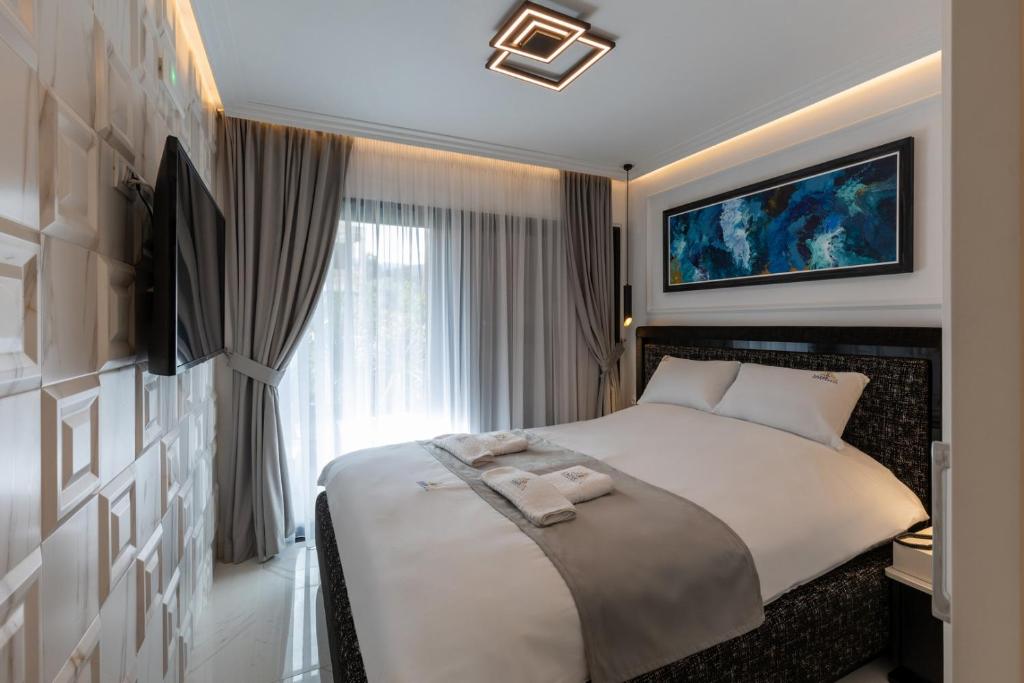 Lazar Lux Suites - Ammoudara - 13