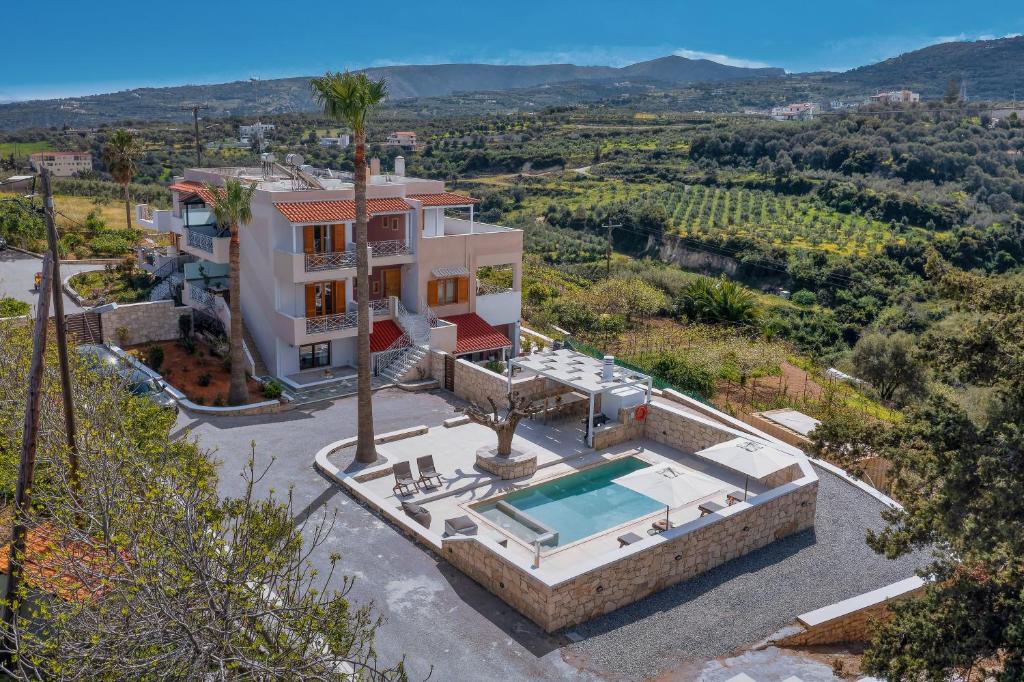 La Serena Residence & Farm with Heated Pool