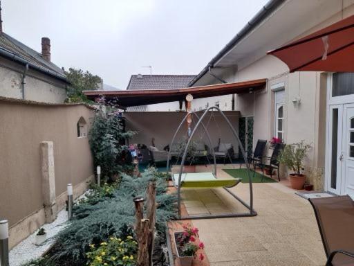 Zahrada ubytování Edina Apartman
