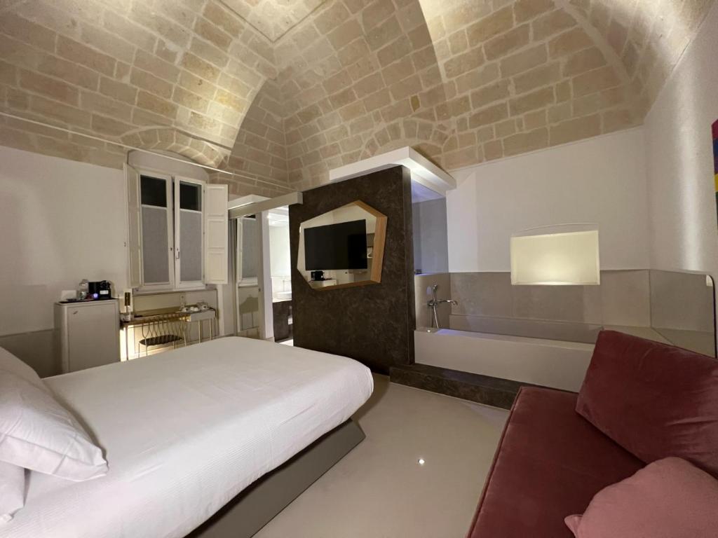 Euvodia Luxury Rooms - 15