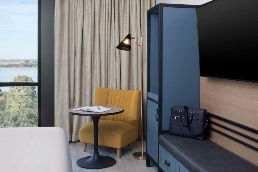 Hyatt Centric Beale Street Memphis - Chambre Queen Avec Deux Lits Queen Et Douche Accessible - Accès Au Handicap