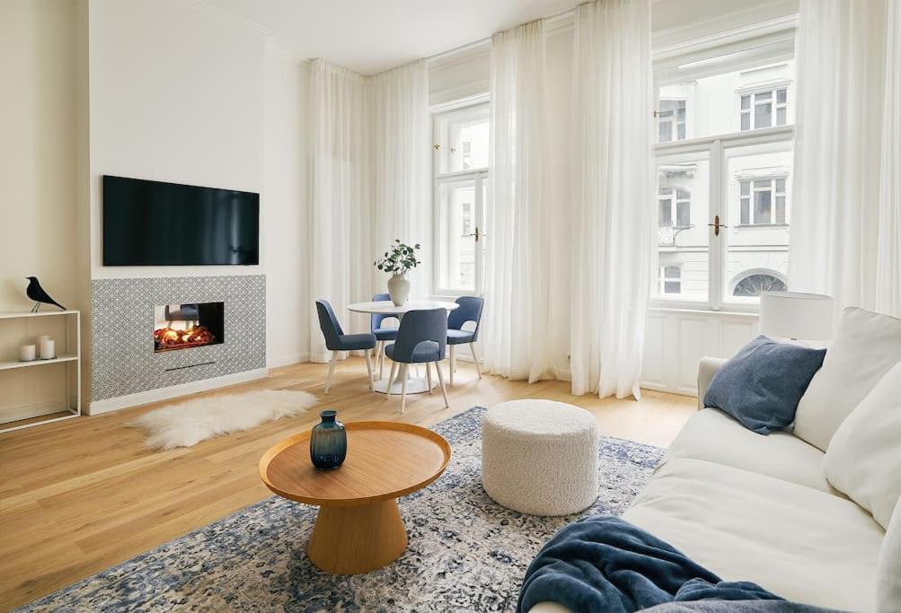 Old Town luxury apartment/Sauna/Bathtub/AC, Prague (updated prices 2024)