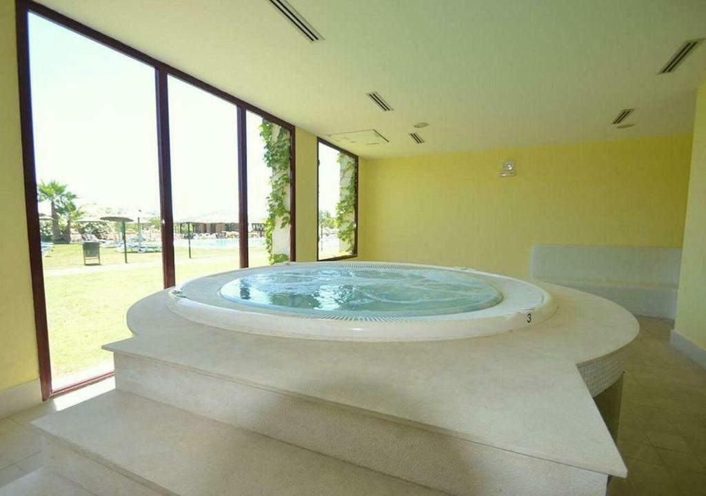 Fotografie z fotogalerie ubytování Gorgeous 3 Bedrooms in Villa Natural Reserve Park! v destinaci Estepona