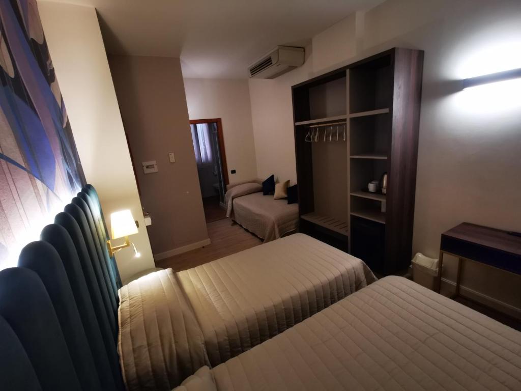 Hotel Balcony - Resim 24