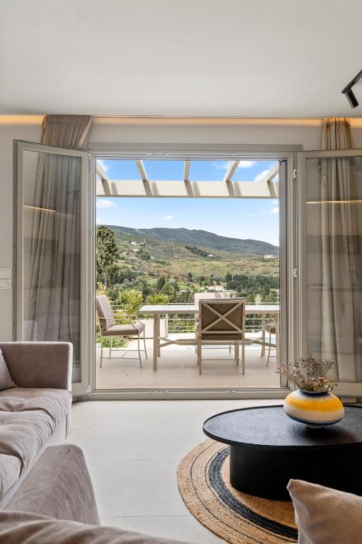 SuiteHome Villas with Private Pools by Explore Andros - Villa Livadia Con Piscina Privada