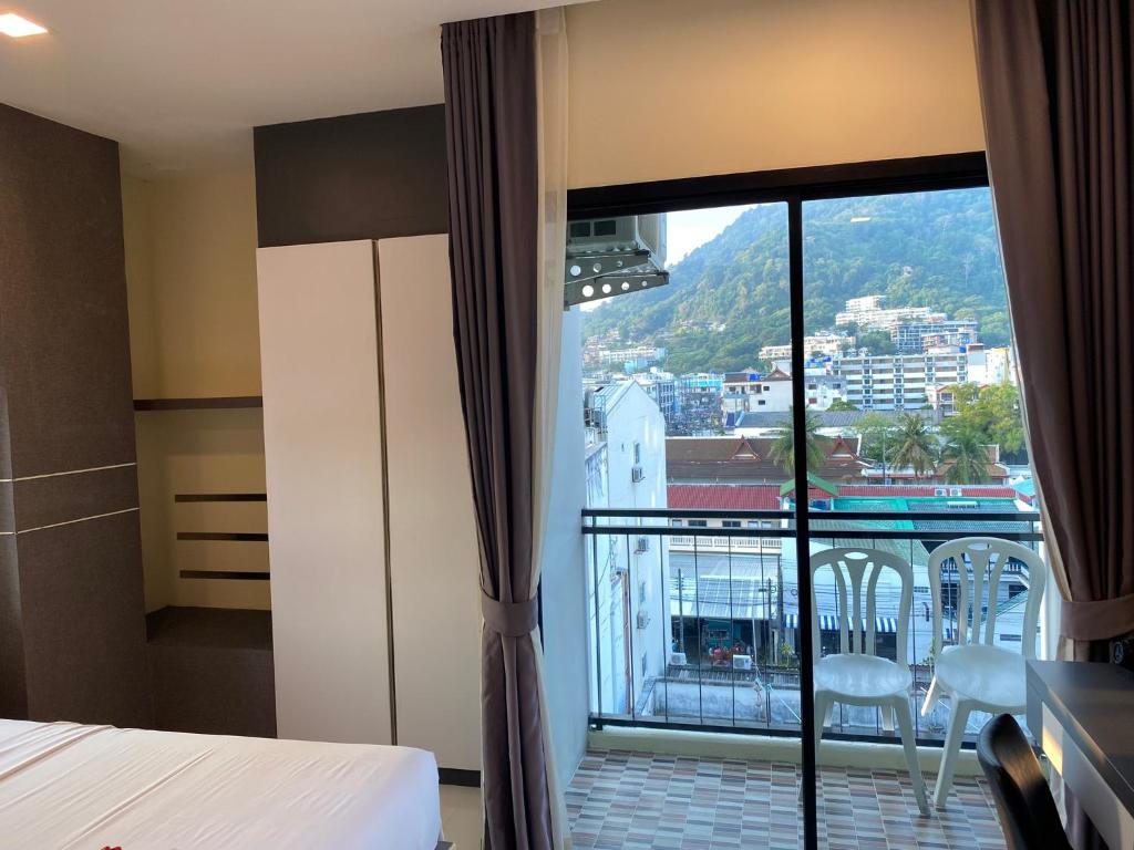 I AM O'TEL Patong - Resim 6