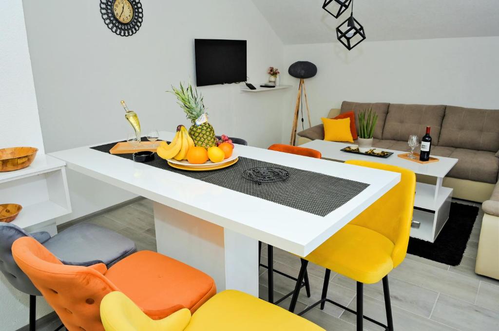 Lola's House - Apartment With Balcony