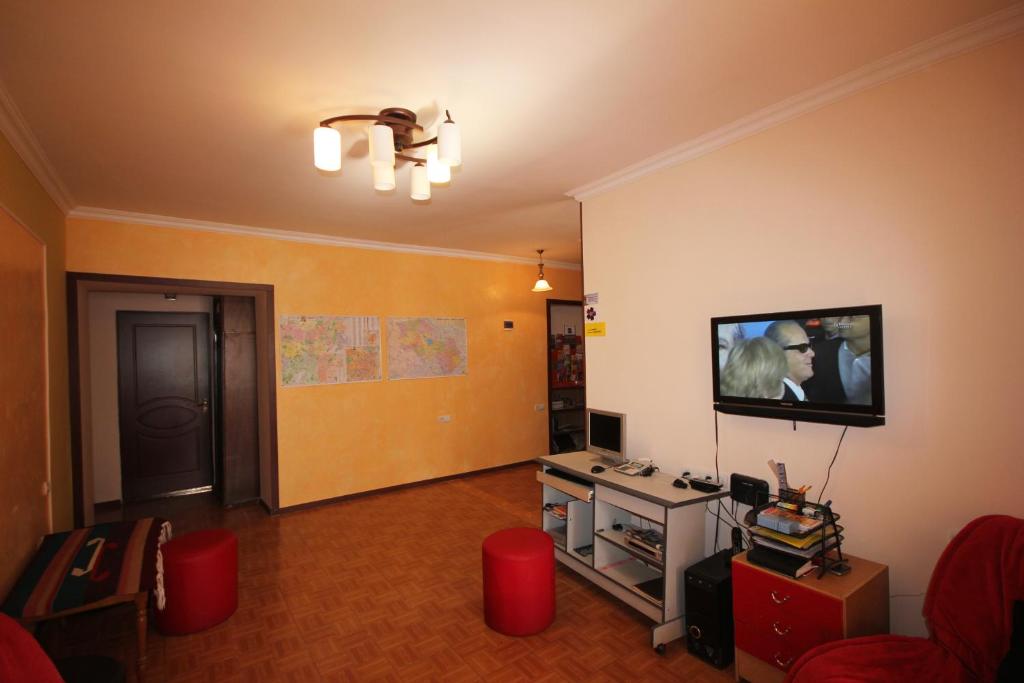 TV a/nebo společenská místnost v ubytování Center Hostel and Tours