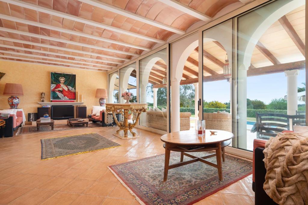 Posezení v ubytování Villa Korema en Portocolom, Pool, Bbq, Wifi