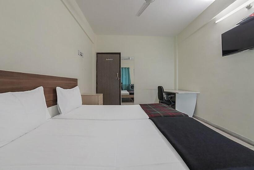 Hotel KK Residency - Квартира с двумя спальнями