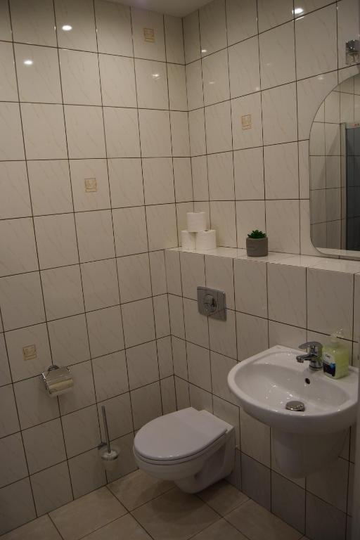 Kúpeľňa v ubytovaní Apartamenty Hejszowina