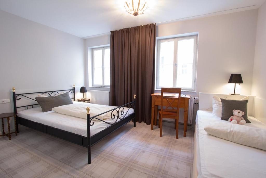 Historik Hotel Goldener Hirsch Rothenburg - Tweepersoonskamer