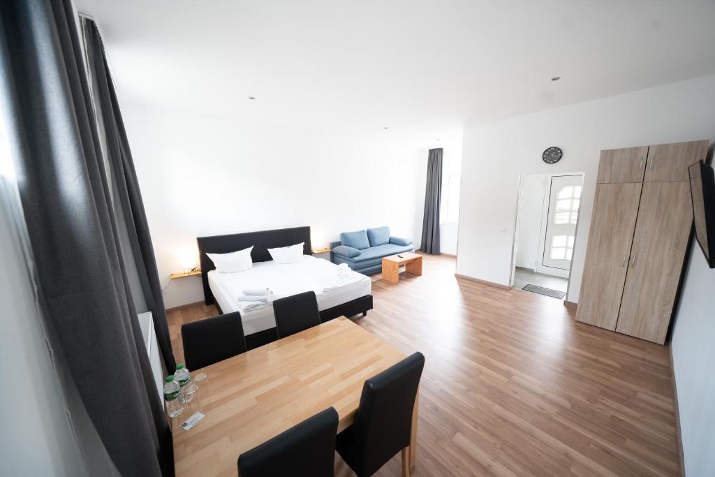 Hotel Zur alten Stadtkellerei Leipzig - Resim 41