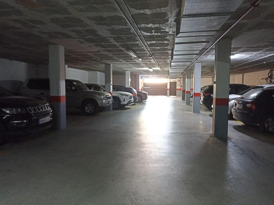 Kép Bungalow en primera línea del mar szállásáról Arenales del Solban a galériában