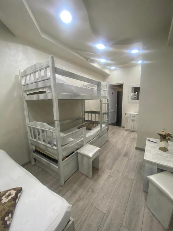 Postel nebo postele na pokoji v ubytování HOTEL N1