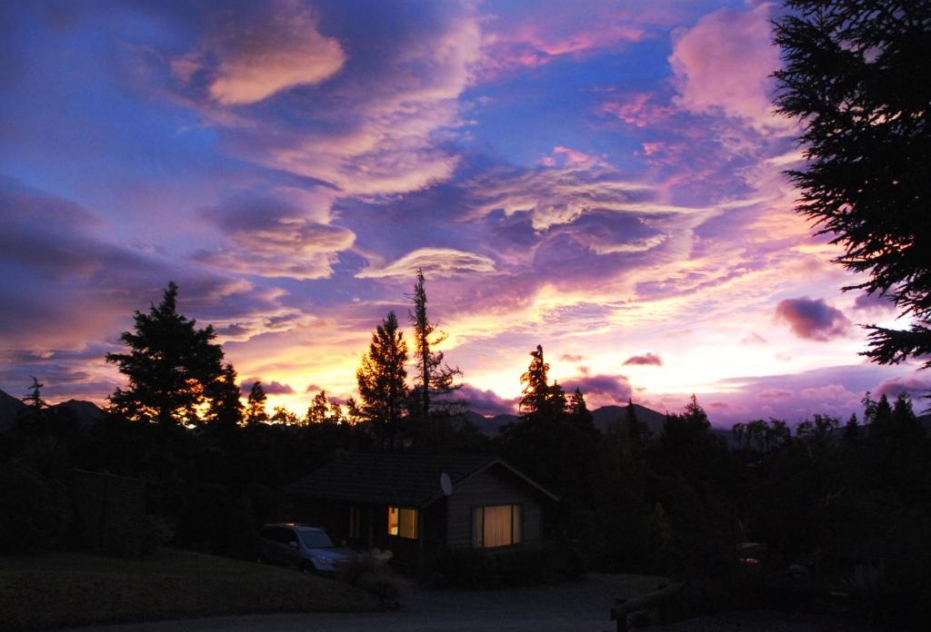 The Chalets Motel - Resim 16