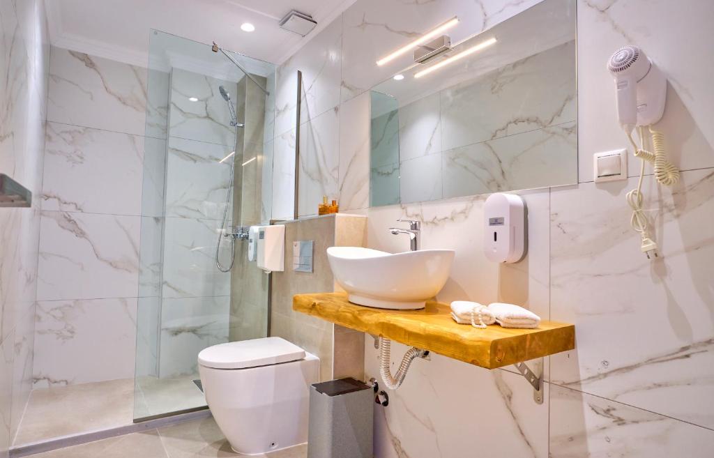 Koupelna v ubytování Sunflower Suites Gouvia Corfu